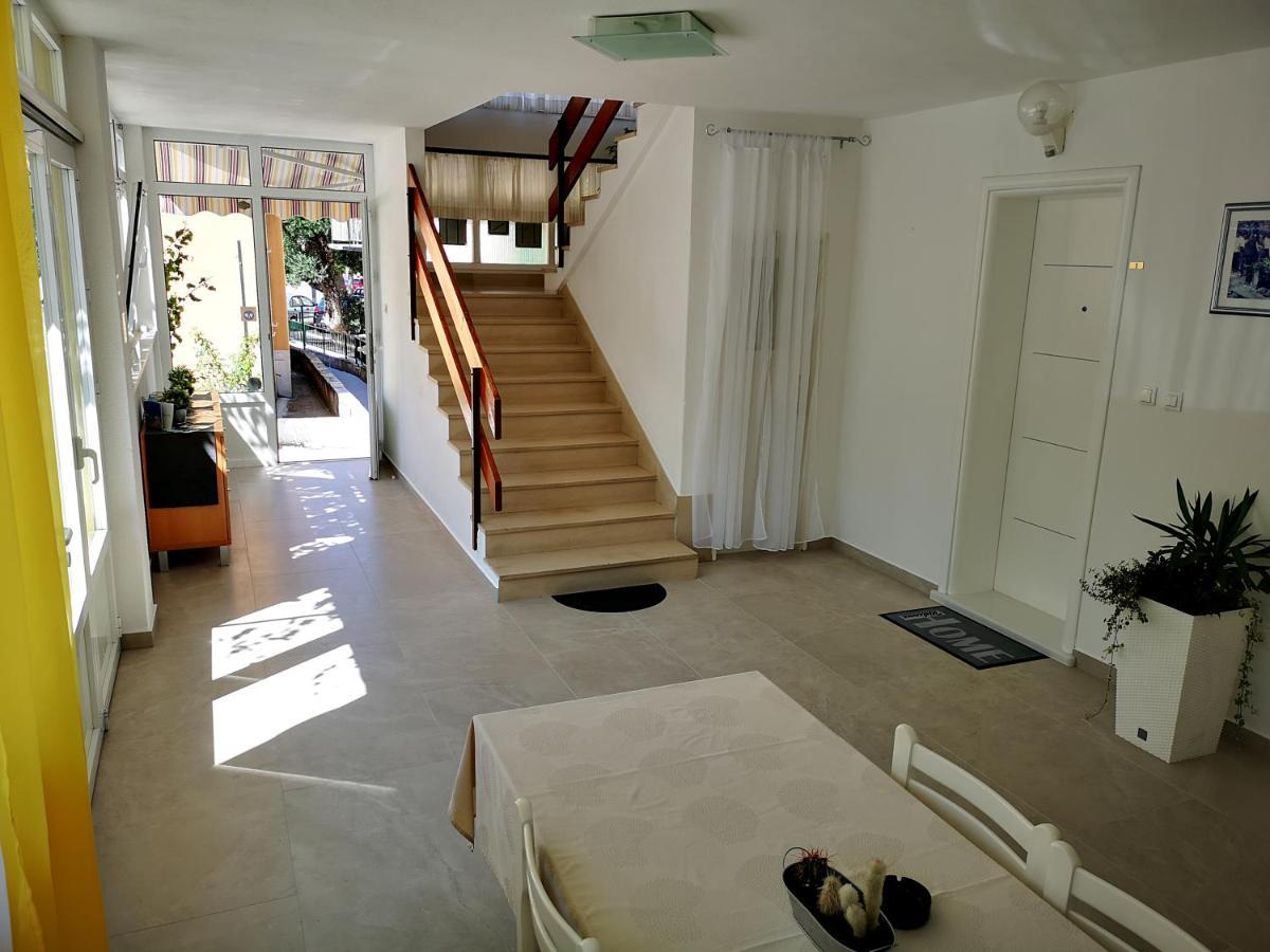 Deluxe Apartment F & M Tučepi エクステリア 写真