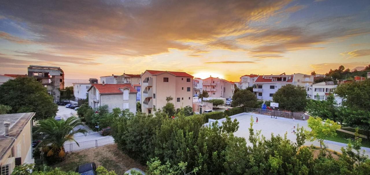 Deluxe Apartment F & M Tučepi エクステリア 写真