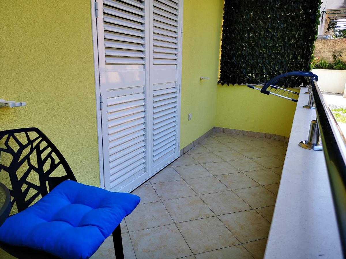 Deluxe Apartment F & M Tučepi エクステリア 写真