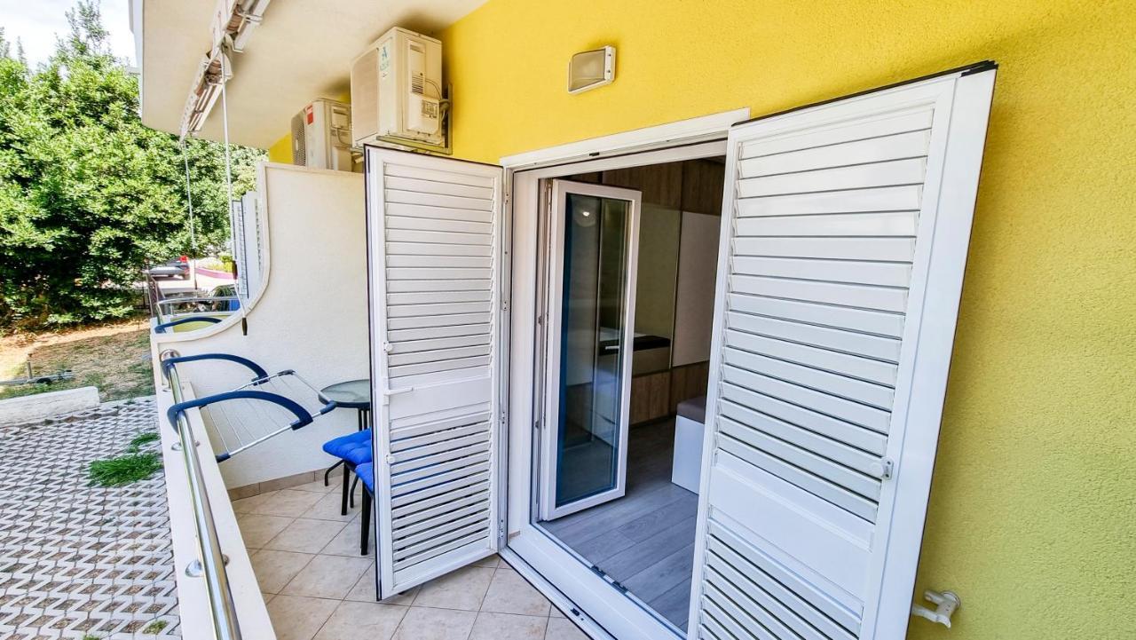 Deluxe Apartment F & M Tučepi エクステリア 写真