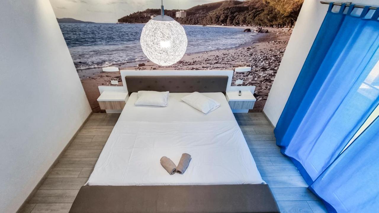 Deluxe Apartment F & M Tučepi エクステリア 写真