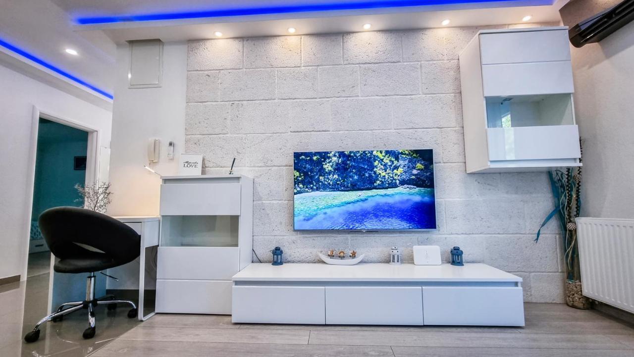 Deluxe Apartment F & M Tučepi エクステリア 写真