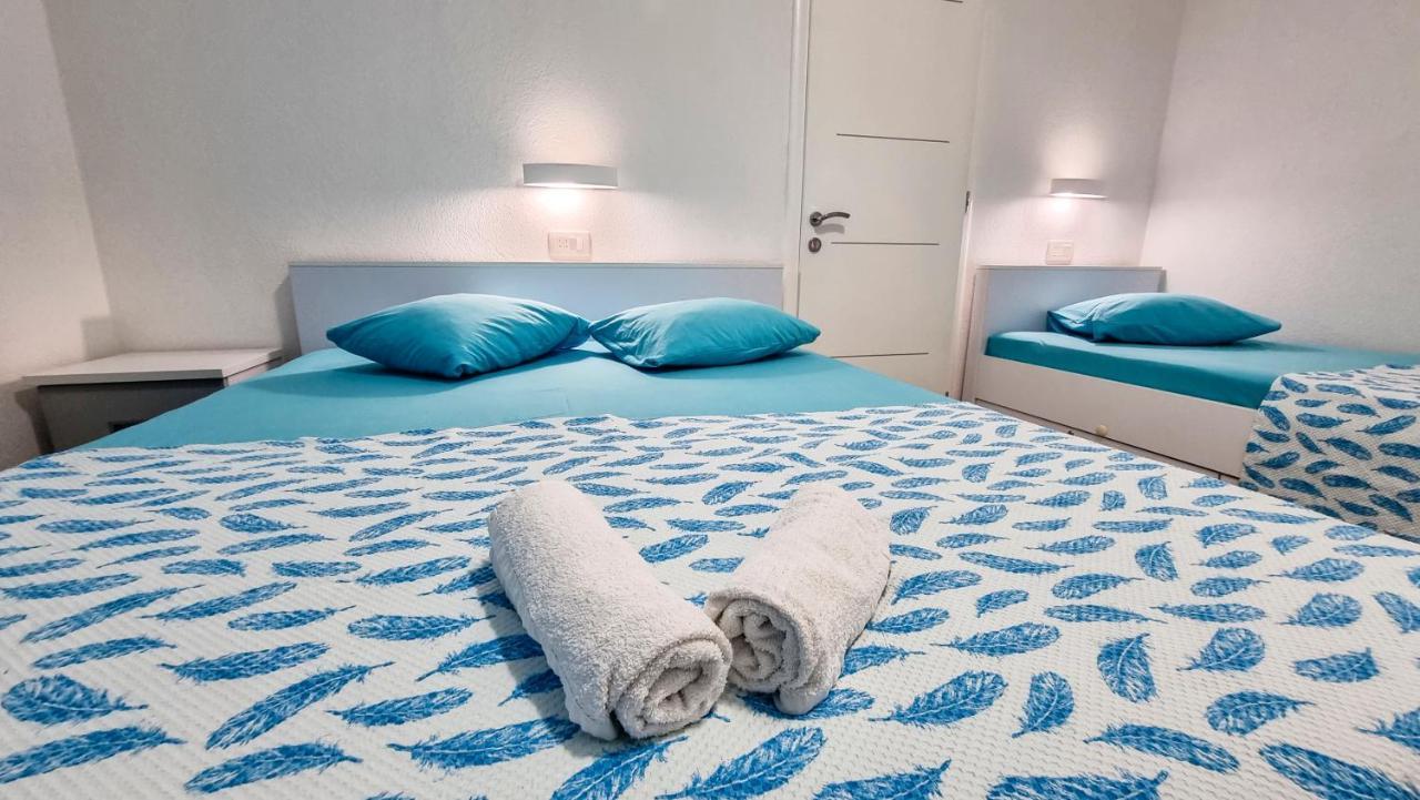 Deluxe Apartment F & M Tučepi エクステリア 写真