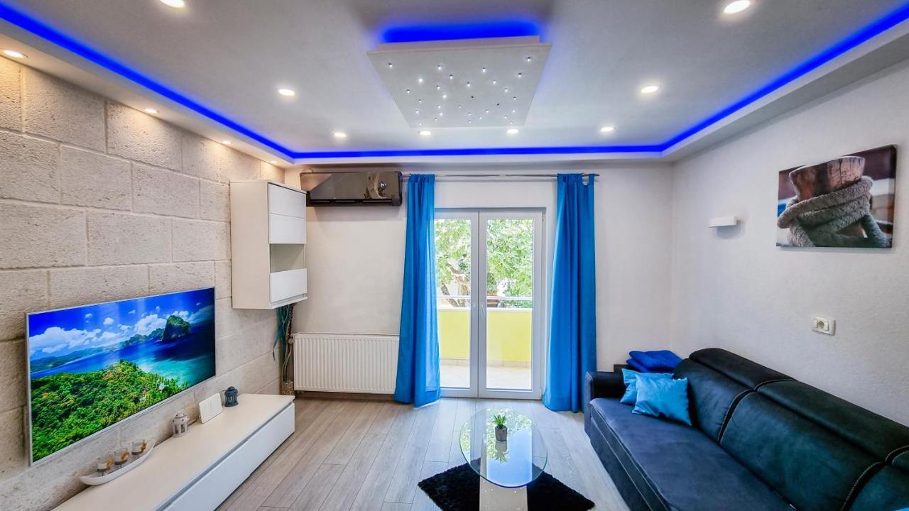 Deluxe Apartment F & M Tučepi エクステリア 写真