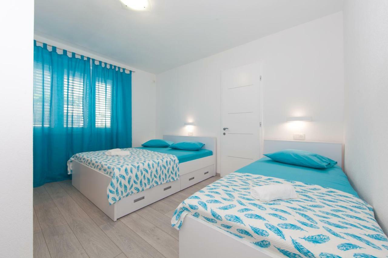 Deluxe Apartment F & M Tučepi エクステリア 写真